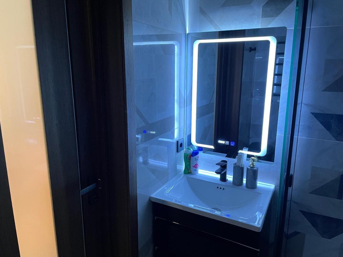 Abbey Road Apartment Tashkent Bagian luar foto