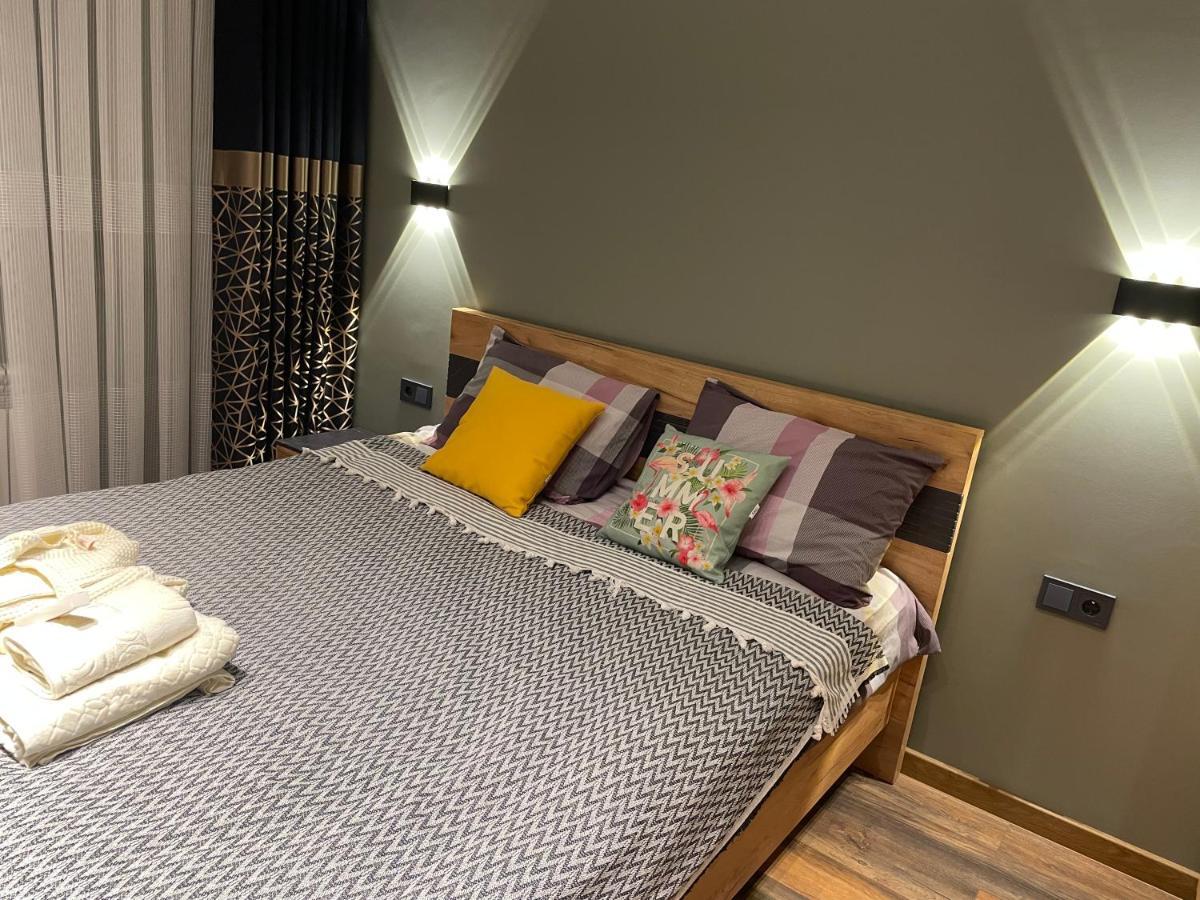 Abbey Road Apartment Tashkent Bagian luar foto